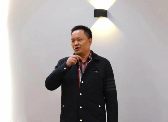 伟德体育官网 - 综合体育赛事平台|奥体中心相助同伴