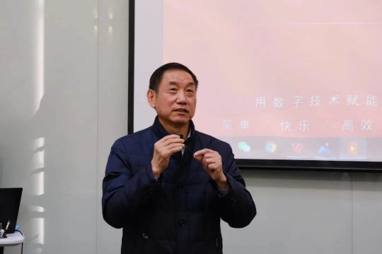伟德体育官网 - 综合体育赛事平台|奥体中心相助同伴